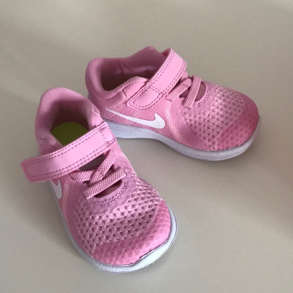 Nike Other - Nike Revolution 4 tennis shoes